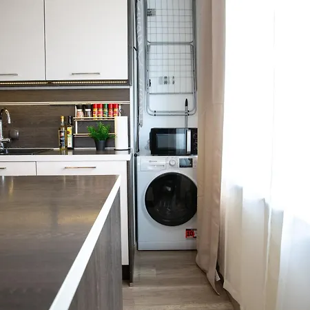 Base Business And Family, 2bedrooms And Workspace Apartment Linz