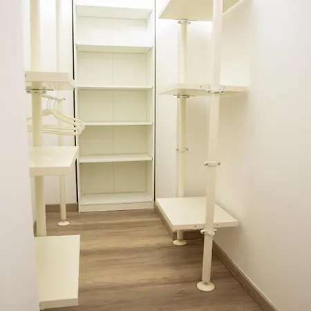Base Business And Family, 2bedrooms And Workspace Apartment *